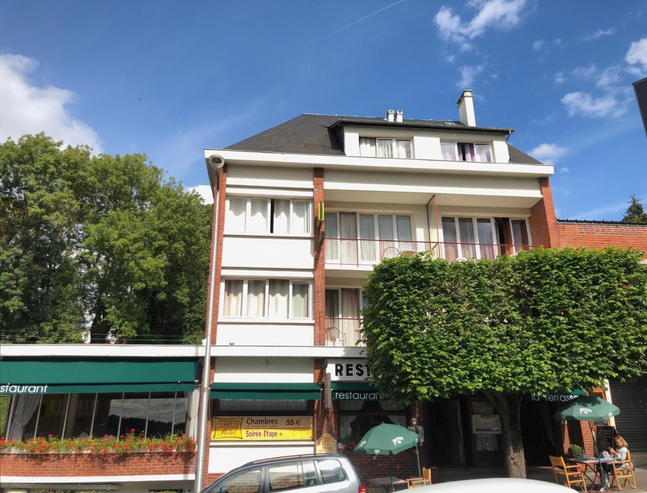 Logis Terrasse Hotel Lisieux Exterior photo